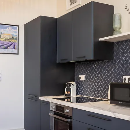 Apartment Intra-muros, Vue Palais Des Papes